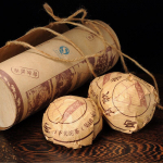 2007. aasta hobuseselg Tuo Cha * XiaGuan TuoCha Pu'er Pu Erh tee RAW Sheng 500g