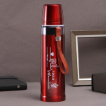 Suure mahutavusega Iron Bullet termoskruus v&auml;listingimustes kasutatav kaasaskantav spordikeetja, auto kaasaskantav reisipott 701ml-900ml