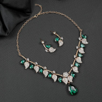 Naiste retrostiilis etnilise stiiliga kristallpisarate lehtedega kaelakee rippuv k&otilde;rvar&otilde;ngaste komplekt punane