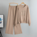 Suurem&otilde;&otilde;duliste naiste uus s&uuml;gisene kootud kampsun laia s&auml;&auml;rega p&uuml;ksid moekas lihtne temperamendiga kaheosaline &uuml;likond One size khaki