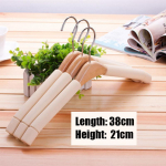 2 TK K&auml;snast Puidust Riidepuud, T&auml;iskasvanute Libisemiskindel Hoiuriiul Naistele, Kodu &Uuml;likonna Kuivatusrest Kampsunile, Kleidile, Jakile, Mantlile 2PCS must