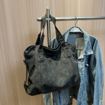 Suure mahutavusega naiste &otilde;lakotid vabaaja seemisnahast PU-nahast naiste k&auml;ekotid rahakotid Big Crossbody kotikott Peamine naiste disainer must