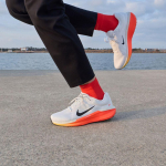 Nike Winflo 11 Treeningjooksukingad Meeste Hall Valge 40
