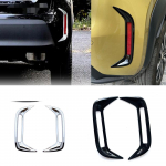 Toyota Yaris Cross 2022 ABS must auto tagumiste udutulelaterna katte udutulede raami trimmide stiilitarvikute jaoks ABS Chrome