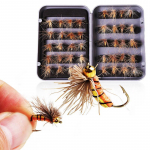 K&auml;rbsep&uuml;&uuml;gi varustus, 40 tk kuivk&auml;rbsed koos konksudega, veekindel k&auml;rbsekarp forelli meisterdamise k&auml;rbeste jaoks 40pcs