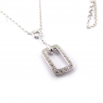 Altesse [K4781] &ndash; valge 'Goddess' h&otilde;bedane kaelakee h&otilde;be