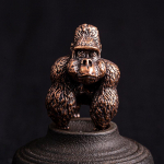 Pronksist Gorilla kuju Kontoritoa kirjutuslaud Ornament K&auml;&auml;bus vasest ahv Kujuke v&otilde;tmehoidja s&otilde;rmus ripats Kodukaunistus lastele kingitus m&auml;nguasi pruun