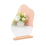 Atraktiivne peeglikleebis ebakorrap&auml;rase lillemustriga isetegemine A