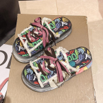 Moedisain Suvine Naiste Graffiti Sussid Platvorm Kingad Muulad Flip Flops T&auml;navasandaalid Puukingad Lamedad vabaajajalatsid naistele 35 must