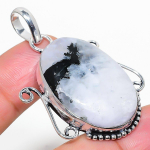 Natural Rainbow Moonstone Gemstone 925 Sterling Silver Pendant 1.97 d2s62