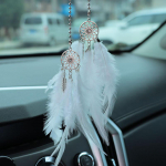 Dream Catcheri autoripats sulgedest peegli ripats Kodukaunistused Ornamendid Auto interj&ouml;&ouml;ri aksessuaarid Dream Catcheri sulgedega autoripats A6