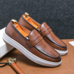 Luksuslikud meeste vabaaja nahast slip-on kingad Meeste klassikalised Briti stiilis penny loafersi Meeste v&auml;li-mokassiinid S&otilde;idujalatsid 38