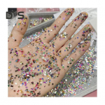 1000 tk/komplekt K&uuml;&uuml;nte kunst Strass Akr&uuml;&uuml;l Assortii Mini T&auml;ht Armastus S&uuml;da Veetilk Lill Geomeetriline Kuju V&otilde;lu DIY K&uuml;&uuml;nte Kaunistamise Tarvikud valge
