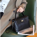 Ni&scaron;i Disain Naiste Kott Kevad ja Suvi Uus Mitmek&uuml;lgne Nahast K&auml;ekott Suure Mahutavusega Kahekihiline Kott &Otilde;lakott 23*9*17CM