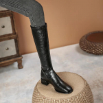 Luksuslikud naiste saapad K&otilde;rge kvaliteediga kandilise ninaga naiste pahkluu saapad Moodsad keskmise k&otilde;rgusega kontsad Naiste kingad Briti stiilis p&otilde;lvini saapad 41