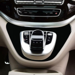 2 tk Klaasmusta Auto Keskjuhtimispaneeli Multimeedia Nuppude V&auml;limine Raamikate Sisekate Mercedes Benz V-klassile V250 V260 2015-