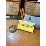 2026 Uus Moodne Kott Premium Tundega Lihtne Crossbody Kott V&auml;ike Ruudukujuline Kott K&auml;es &Uuml;he &Otilde;la Alla Kelli Rahakott 20CM kollane