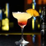 Kolmnurkne Klaas Kokteiliklaas Martini Loov K&otilde;rge Klaas Baar Klassikalised Segujoogid M