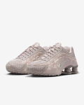 HV0934-001 Nike Shox R4 College Grey Flat Pewter (Naiste omad) 7.5W gray