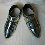 Keskaegsed r&uuml;&uuml;tli Armor Sabatonsi kingad Warrior Gothic Brass Steel Shoes