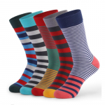 5 paari suures suuruses meeste sokid kuum soodusm&uuml;&uuml;k Standard &auml;ri vabaaja uued sokid triibulised &otilde;nnelikud puuvillased sokid v&auml;rvilised meeste pikad sokid pluss suurus EU38-46 EUR38-46 mitmev&auml;rviline