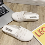 Hollow Slippers Women Wear Summer Fashion Anti-slip Flat Bottom Soft Bottom Sandals Wear-resistant Light Slippers 36 must