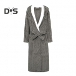 Paari talvine &ouml;&ouml;s&auml;rk paks flanell, soe reguleeritav paeltega rihm, &uuml;hev&auml;rviline keerdunud tekstuuriga taskud, suurep&auml;rase veeimavusega naiste koduriided spaahotell M khaki