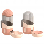 Kassi veejaotur Kassi automaatne s&ouml;&ouml;tja ja kassi vees&ouml;&ouml;tja jootmispuurikinnitusega kassi toitja kassi vees&ouml;&ouml;tur roheline