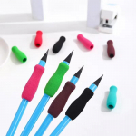 10 tk Creative Color Tire EVA pliiatsi k&auml;epide Laste s&otilde;rmede kulumisvastane pliiatsi varrukas, pehme pliiatsi kate lastele kirjutamiseks m&otilde;eldud k&auml;te kaitse