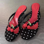 Mood Armas Rhinestone Kirsi Kutsika Kontsaga Disain Br&auml;nd Sandaalid Naistele Vintage Polka Dot Slaid Sandaalid Magus Mugavus Varvaste Vahepl&auml;tud 35 must