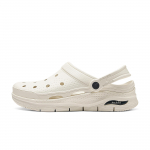 Skechers Arch Fit Kerged Hingavad Klounid Meeste klounid Valge 243160-WNV 39.5