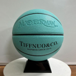 Tiffany sinine vastupidav korvpall suurus 7 t&auml;iskasvanutele meestele naistele v&auml;lis- ja sisev&auml;ljakule m&auml;ngimiseks Size 7 Basketball Standard Size