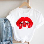 T-s&auml;rk, suvine mood naiste prindiga T-s&auml;rk Bee Armas armas kevadine naisteriided vabaaja l&uuml;hikeste varrukatega graafiline T-s&auml;rk S