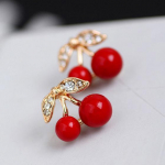 Naiste topeltkirsid Punased l&auml;bipaistvad k&otilde;rvaklapid Helmed sulamist lehed K&otilde;rvar&otilde;ngad Kingitused punane