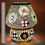 Klaasmosaiik LED-seenekujuline laud K&auml;sit&ouml;&ouml;na valminud kodukaunistusega valgustid (Pakis 1)