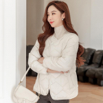 Kerged sulemantlid naistele talvised &uuml;mara kaelusega teemanttepitud n&ouml;&ouml;biga &uuml;les l&uuml;hike sulejope Pehme soe, mugav &otilde;huke pluss l&uuml;hike puffjakk XL must