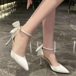 2024 kevad/suvi uued k&otilde;rged kontsad vibu Prantsuse teravad sandaalid disain pruutneitsid naiste kingad pumbad 35