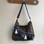 Kevad-suvine etnilises stiilis retro-suure mahutavusega naiste &otilde;lakott Hiina stiilis narmastega vabaaja messengeri naiste kott