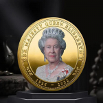 Uus kuninganna Elizabeth II m&auml;lestusm&uuml;nt Tema Majesteedi Kuninganna Elizabeth II m&uuml;ntide kogumise aastap&auml;evaga as the picture kuld