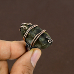 Natural Rough Labradorite Gemstone Handmade Copper Wire Wrap Ring Size 4 o6n51