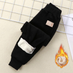 Laste pl&uuml;&uuml;sist p&uuml;ksid s&uuml;gistalvised p&uuml;ksid lastele paksendatud soojad vabaaja poisid spordip&uuml;ksid t&uuml;drukud samet dressip&uuml;ksid 130 must