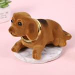 Auto raputanud pead koerakaunistused armsad noogutavad kaunistused auto interj&ouml;&ouml;ri jaoks Kodu ruumi autotarvikud pruun