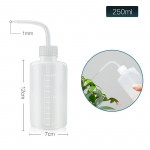 1 tk 250 ml veekeetja t&ouml;&ouml;riist sukulendid taime lillede kastekann Pudelid pigistada aiat&ouml;&ouml;riistadega Aed