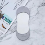 Naiste k&auml;snpadjaga p&otilde;hjasokid Naiste puhtast puuvillast &uuml;hev&auml;rvilised vabaaja sokid n&auml;htamatud paadiga Mugavad libisemiskindlad sokid one size must