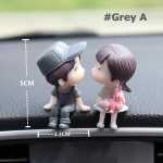 Autotarvikud Armsad koomiksipaarid Action Figuurid Kujukesed &Otilde;hupalli Ornament Auto Interj&ouml;&ouml;ri Armatuurlaud t&uuml;drukutele Kingitused Tilk