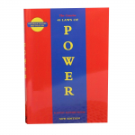 The Concise 48 Laws of Power Ingliskeelne raamat Robert Greene'ilt Poliitiline juhtimine Poliitiline filosoofia Motivatsiooniraamatud t&auml;iskasvanutele A