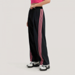 Adidas Naiste Kootud Vabaaja Spordip&uuml;ksid M