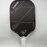 RPM Q2 Laia korpusega termoformeeritud s&uuml;sinikust Pickleballi reket 14mm/16mm Professionaalne v&otilde;istlusreket V2 Elongated 16mm Pink