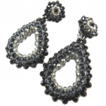 Lily-Crystal [P3694] - K&auml;sitsi valmistatud k&otilde;rvaklambrid 'Callas' hall must - 8x4 cm must