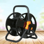 Vastupidav, takerdumata must voolikurull, ruumis&auml;&auml;stlik juhtmehoidik tagahoovi jaoks